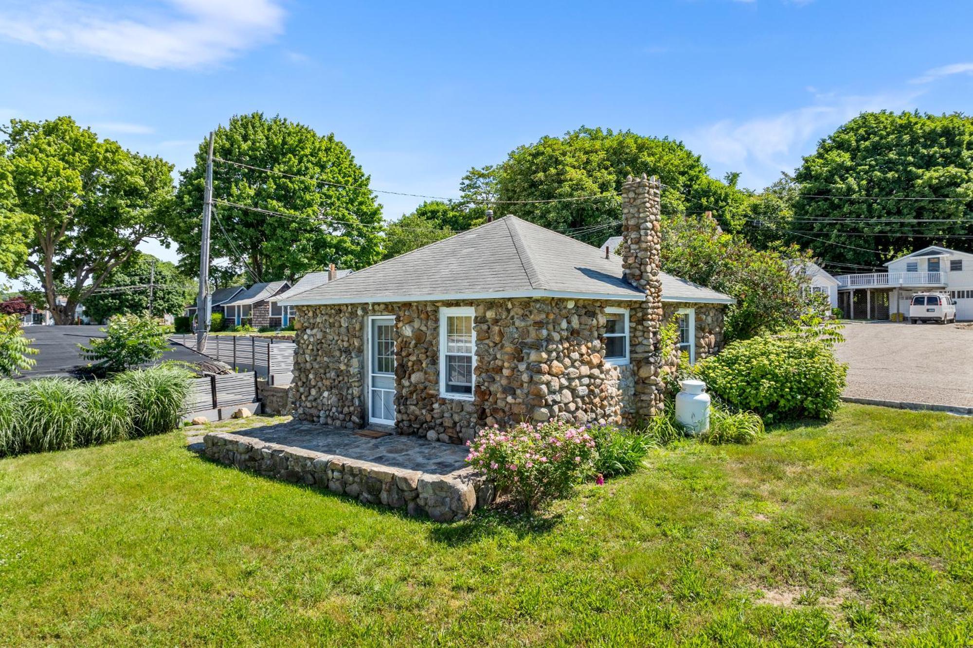 Marina Bay Cottages Waterford Екстериор снимка