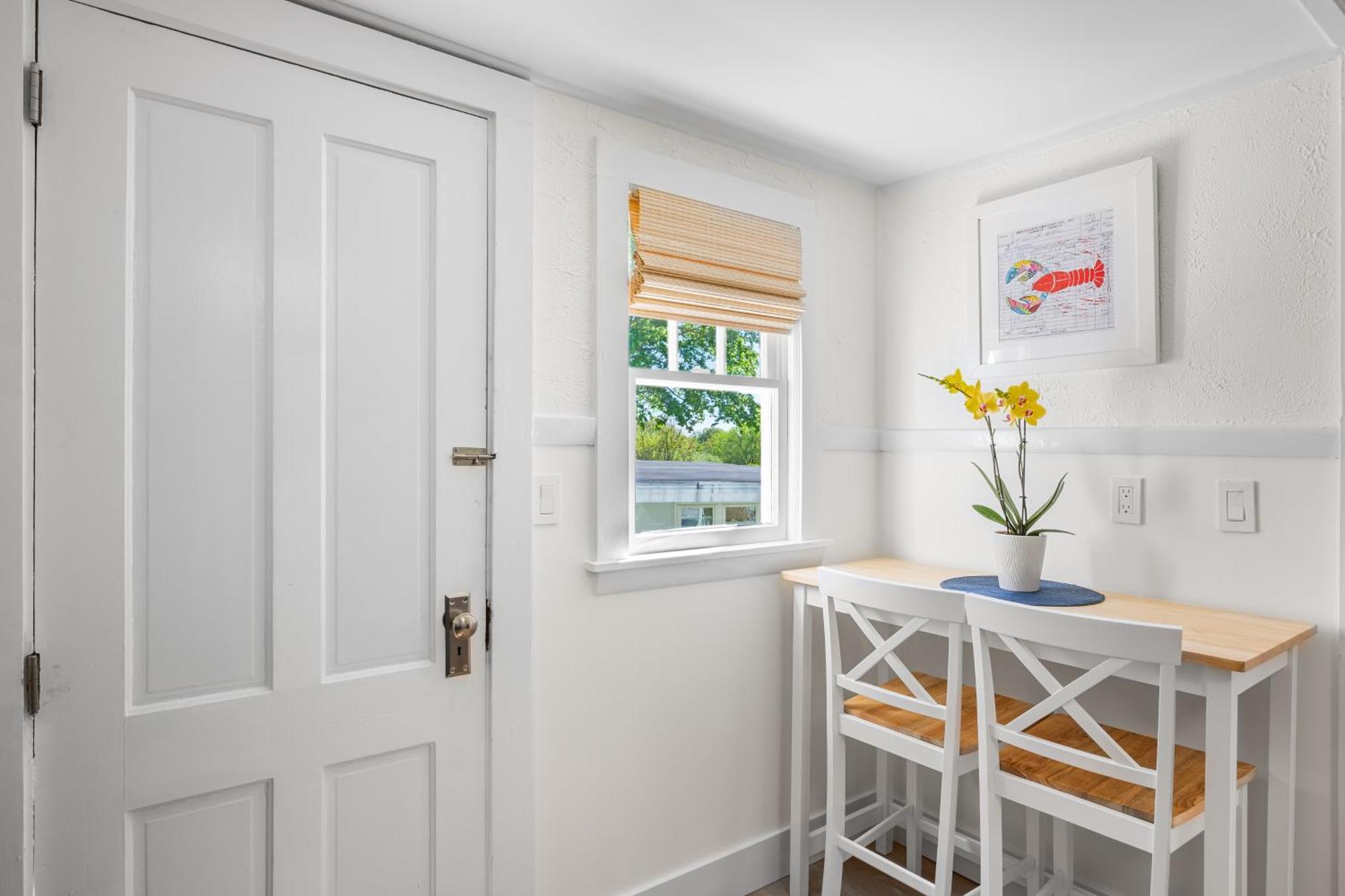 Marina Bay Cottages Waterford Екстериор снимка